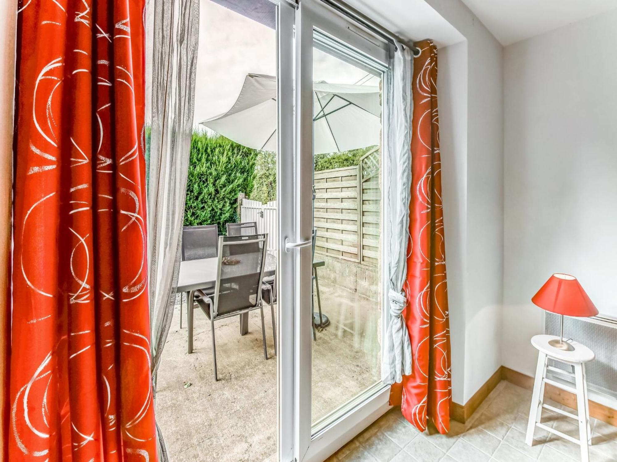 Holiday Home With Garden In Brainville 외부 사진